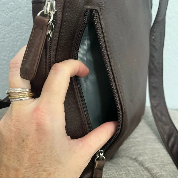 NEW Overland Expresso Dark Brown Leather Crossbody Bag/Purse - Picture 3 of 9